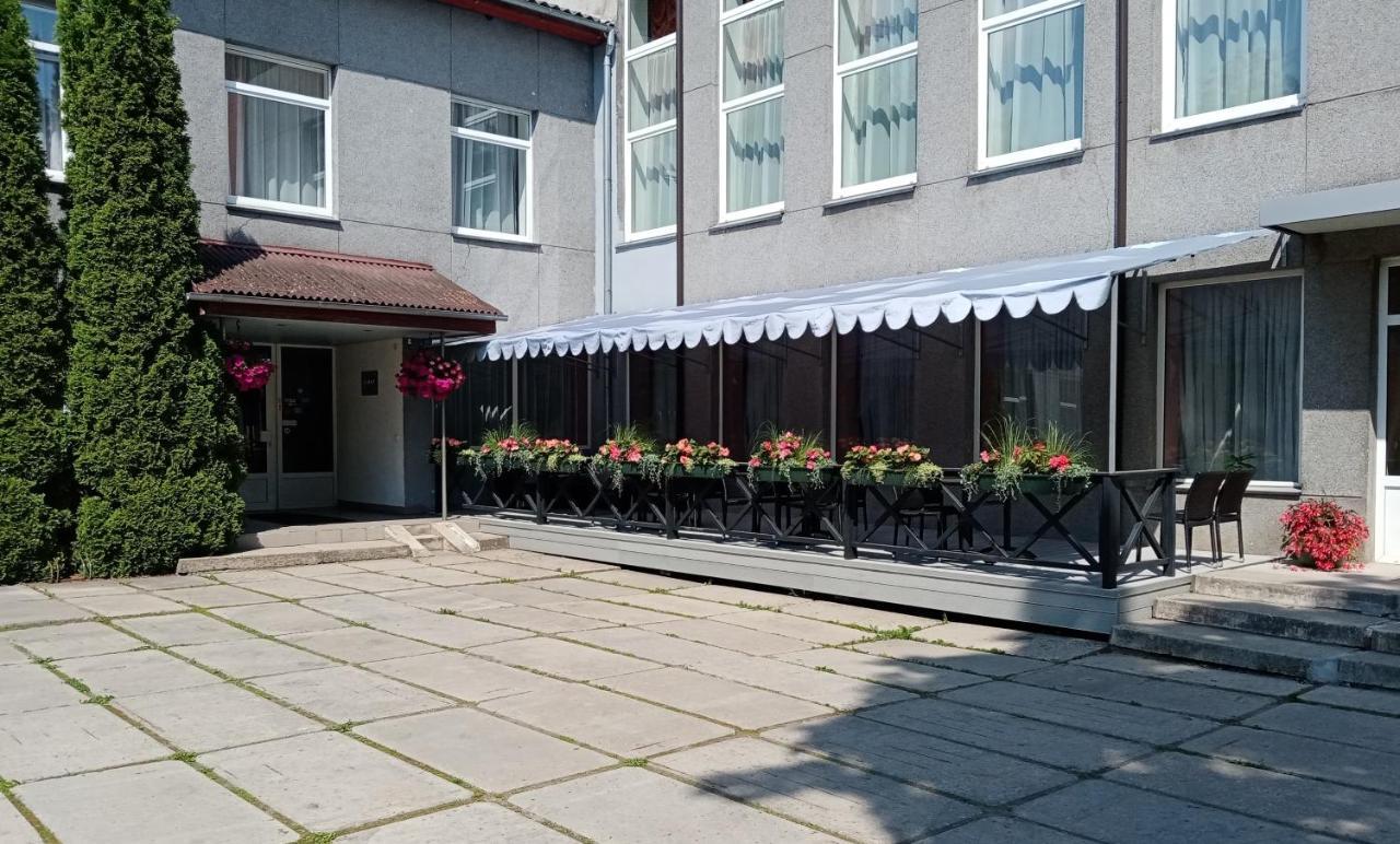 Gamma Hotel Līvāni Екстериор снимка