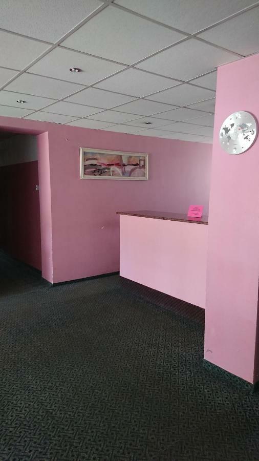 Gamma Hotel Līvāni Екстериор снимка
